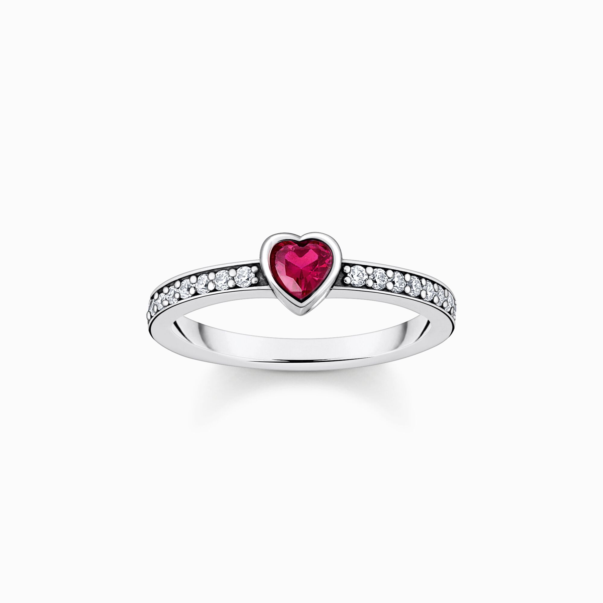 Silver solitaire ring with red heart-shaped stone from the  collection in the THOMAS SABO online store