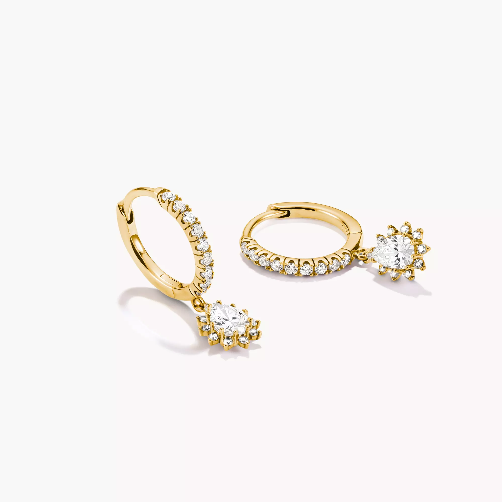 Hoop earrings with white zirconia in teardrop shape | THOMAS SABO