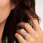 Ring opalfarbener Stein aus der  Kollektion im Online Shop von THOMAS SABO