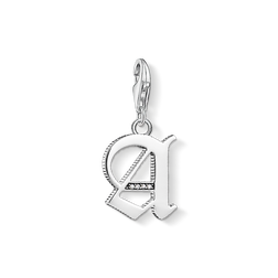 Create necklaces with letters from classic Charms - THOMAS SABO